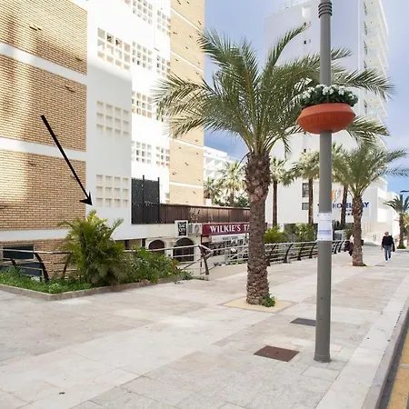 Alay Puerto Marina Benalmádena